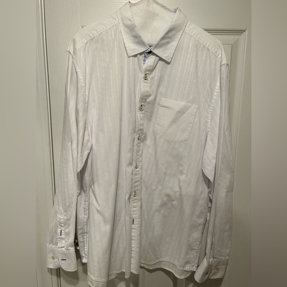 EUC Tommy Bahama men’s shirt size XL